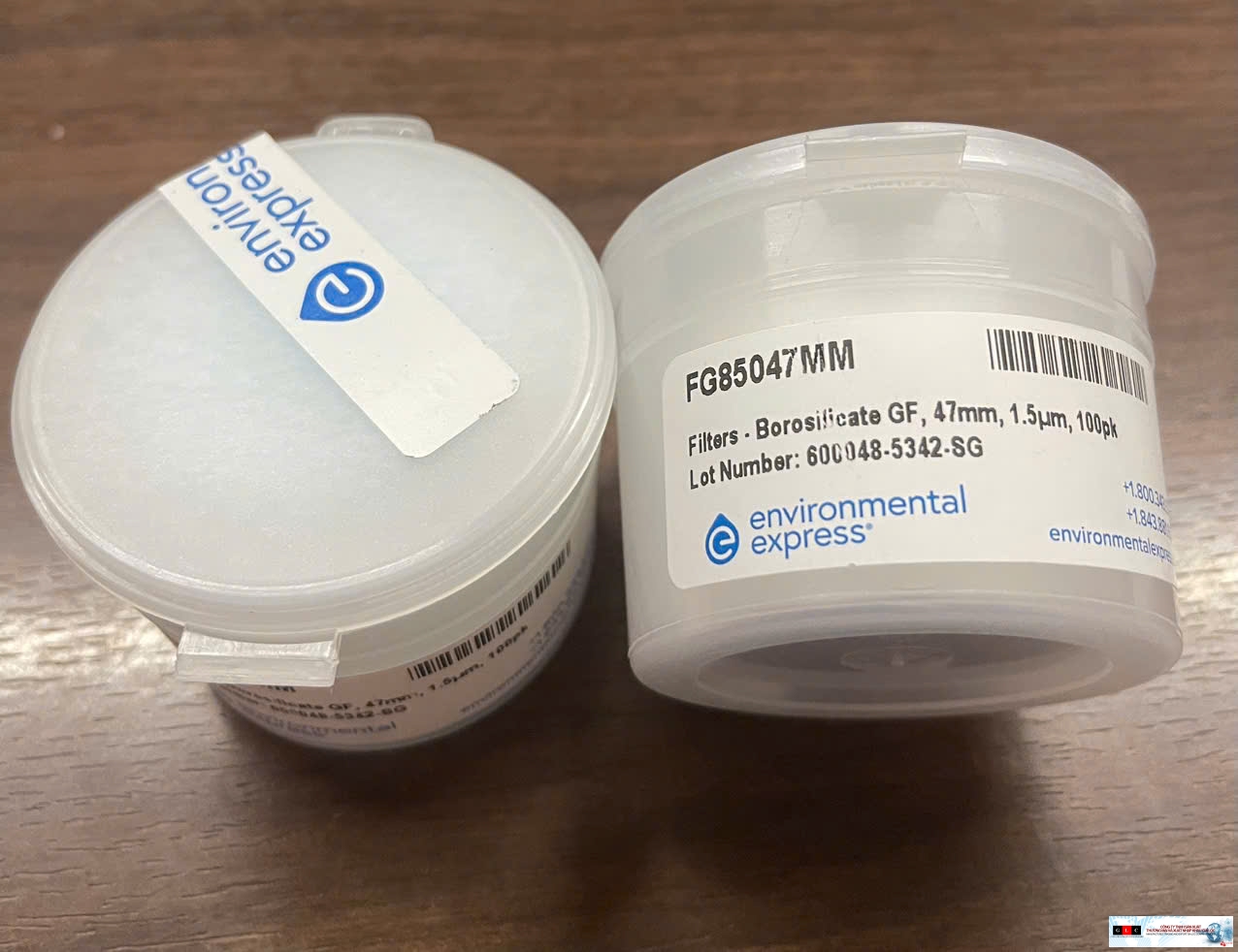 Màng lọc TSS sợi thuỷ tinh đường kính 47mm, 1.5um